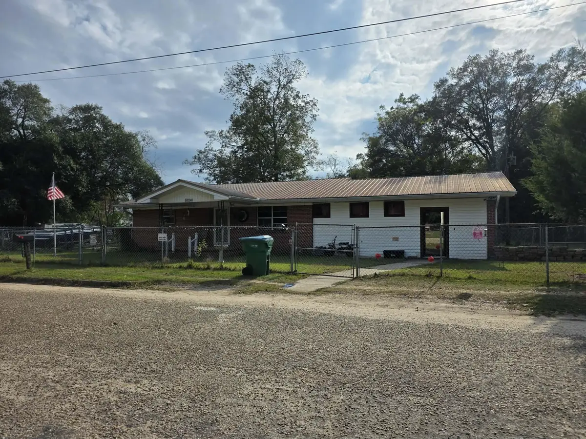 22594 W Eighth Avenue Avenue, Florala, AL 36442 - Image #1