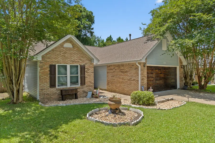 366 Brookwood Boulevard, Mary Esther, FL 32569 - Image #3