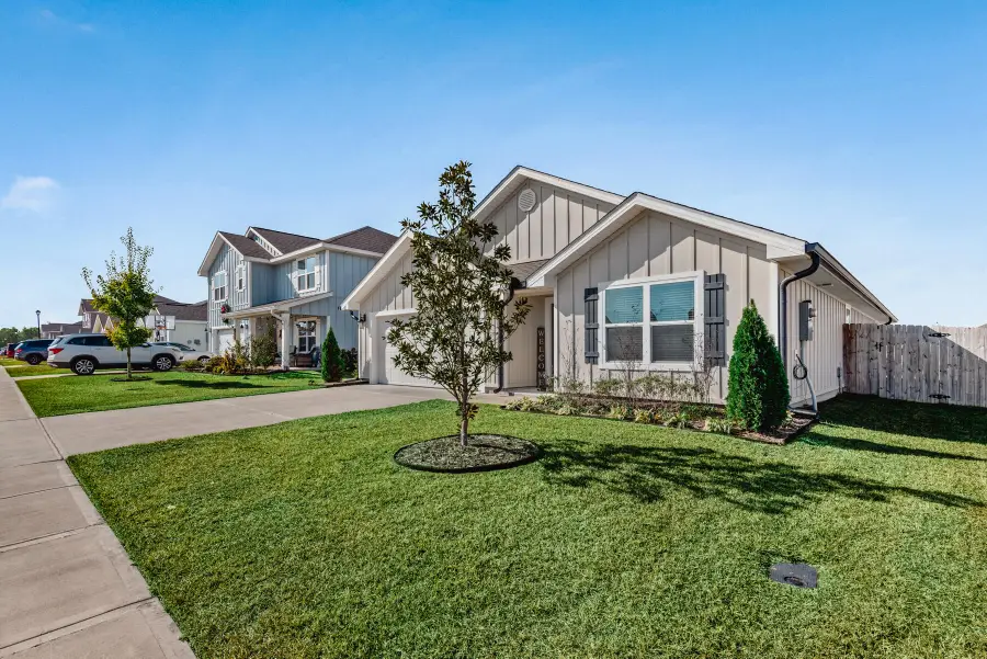 412 Scarborough Street, Crestview, FL 32539 - Image #2