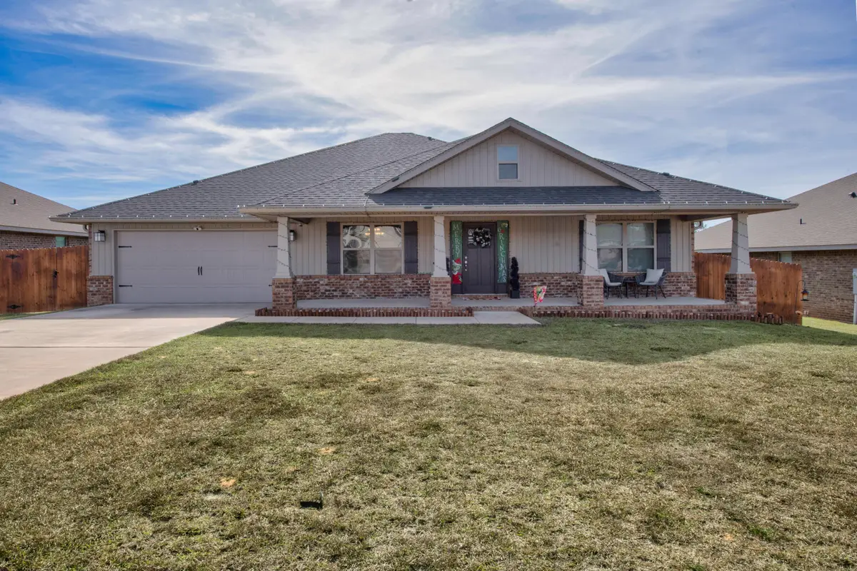 2213 Jernigan Drive, Crestview, FL 32536 - Image #1