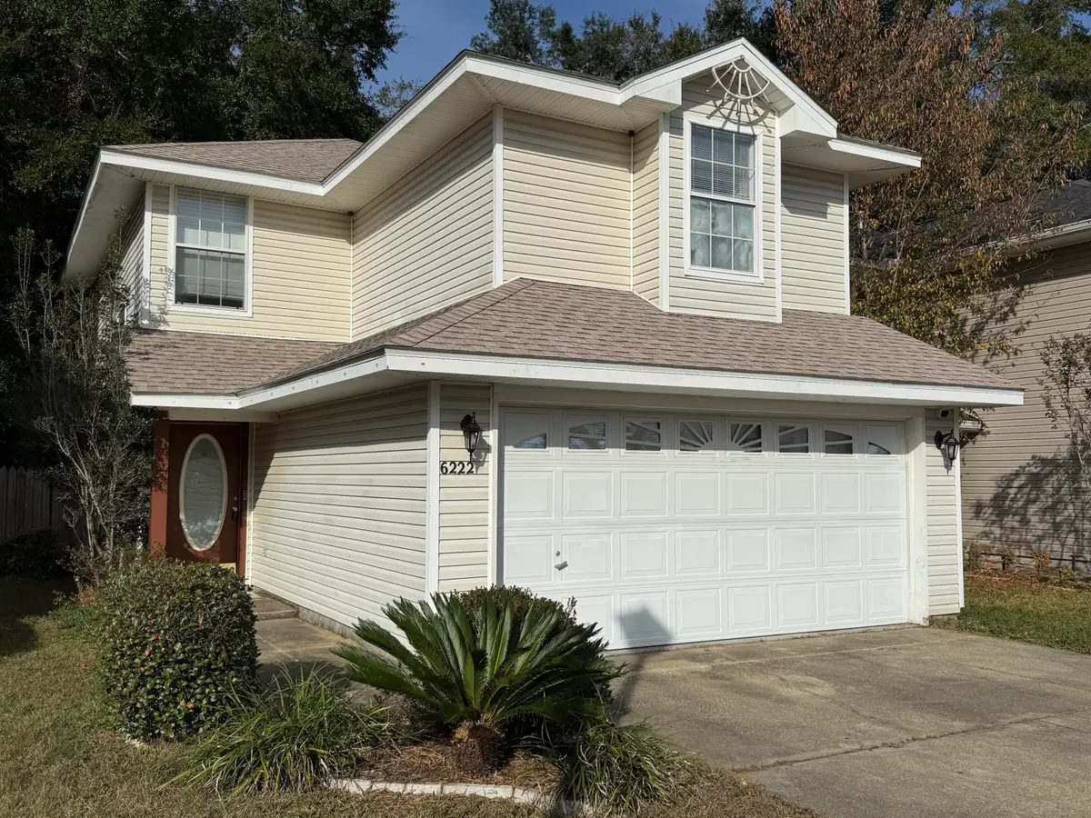 6222 Cottage Woods Drive, Milton, FL 32570 - Image #1