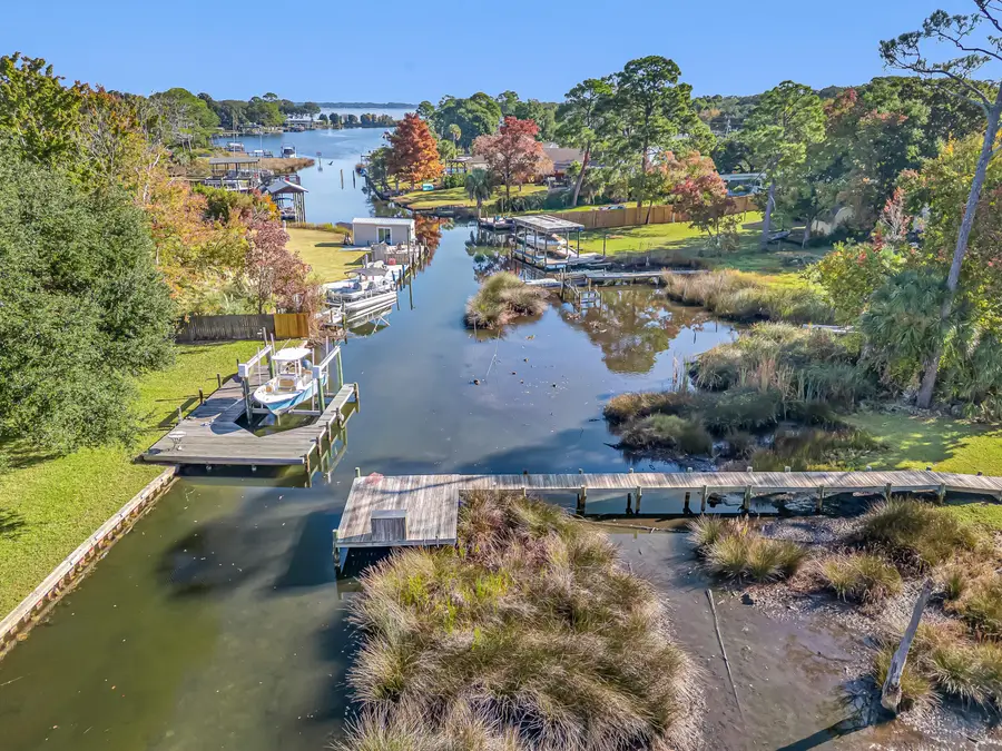 52 NE Laurie Drive, Fort Walton Beach, FL 32548 - Image #3