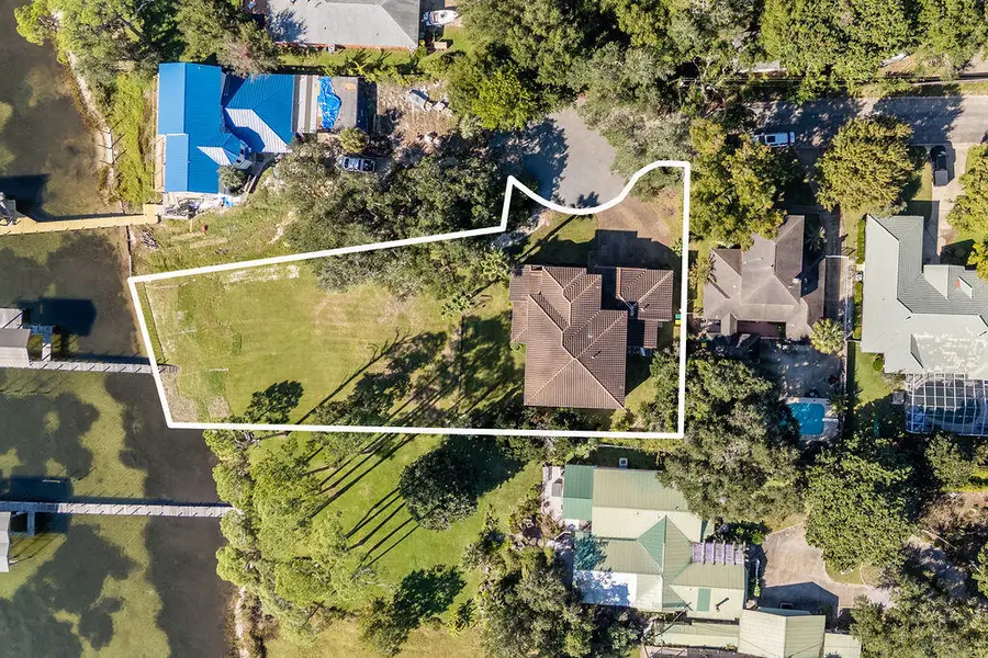 18 Kimbrough Road, Mary Esther, FL 32569 - #2