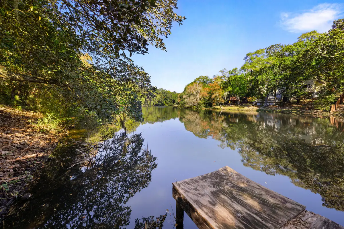 20 NW Sherwood Road, Fort Walton Beach, FL 32547 - Image #1