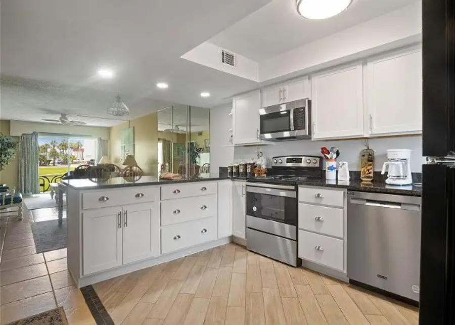 909 Santa Rosa Boulevard #211, Fort Walton Beach, FL 32548 - Image #2