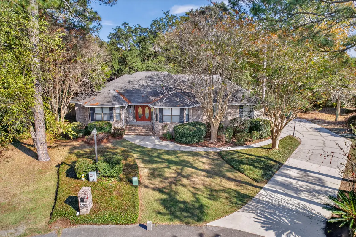 108 Bermuda Cove, Niceville, FL 32578 - Image #1