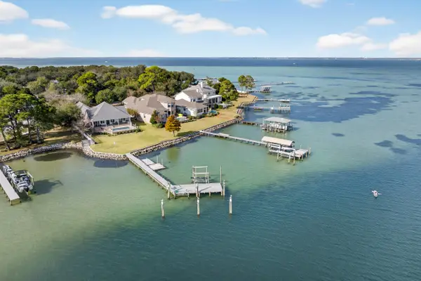 901 Peacocks Point Drive, Destin, FL 32541