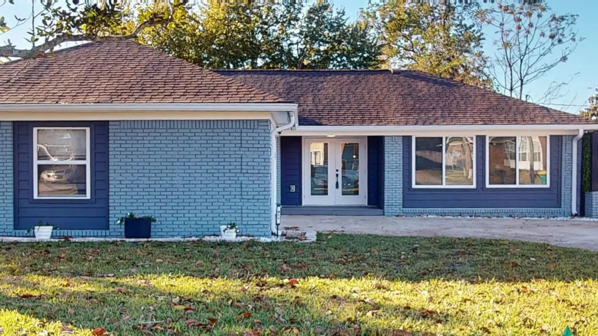 911 Rue De La Savoie, Mary Esther, FL 32569 - Image #1