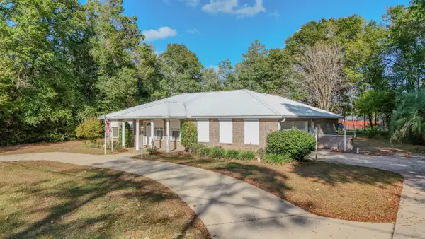314 Lakeview Drive, DeFuniak Springs, FL 32433
