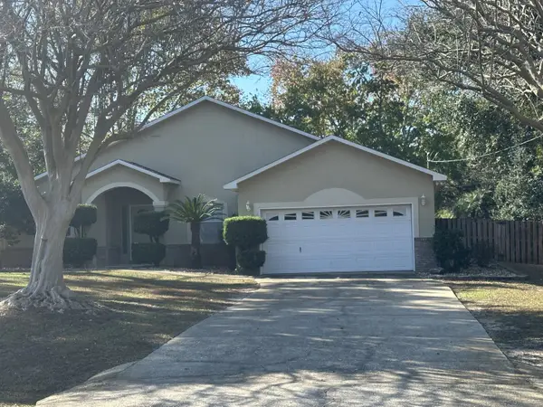 1933 Sparrow Lane, Navarre, FL 32566