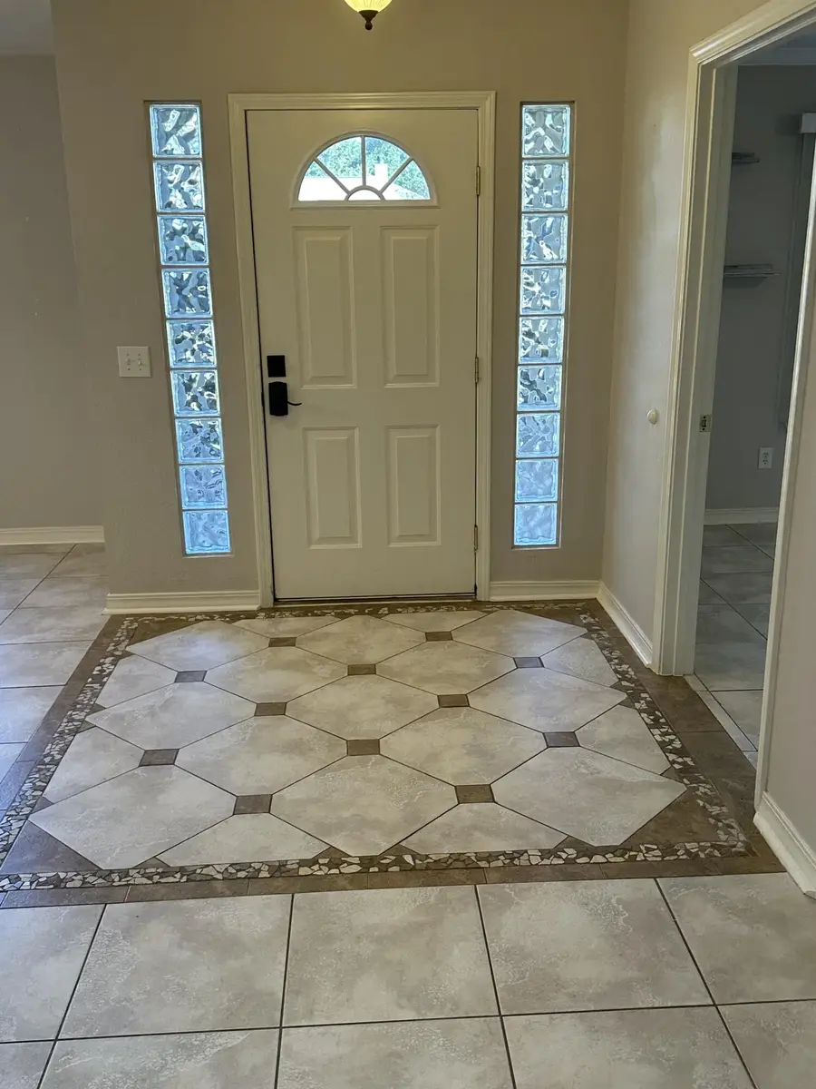 1933 Sparrow Lane, Navarre, FL 32566 - Image #3