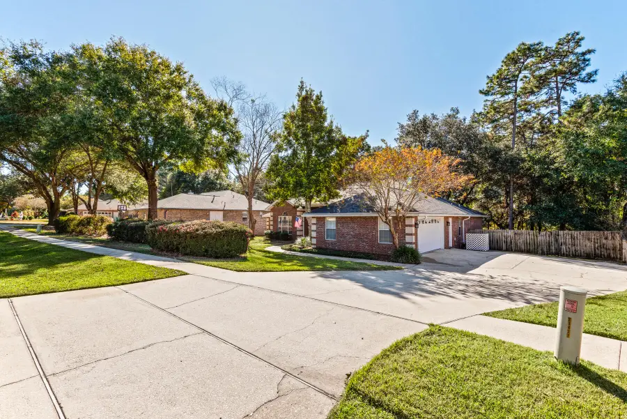 125 Mulry Drive, Niceville, FL 32578 - Image #2