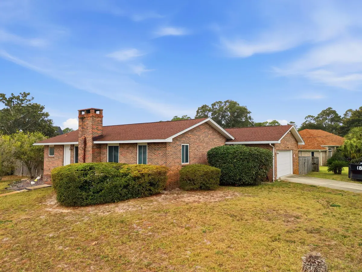 7506 N Shores Drive, Navarre, FL 32566 - Image #1