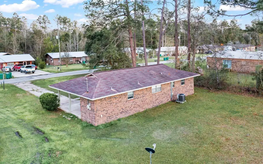 750 Gilbert Drive, Chipley, FL 32428 - Image #2