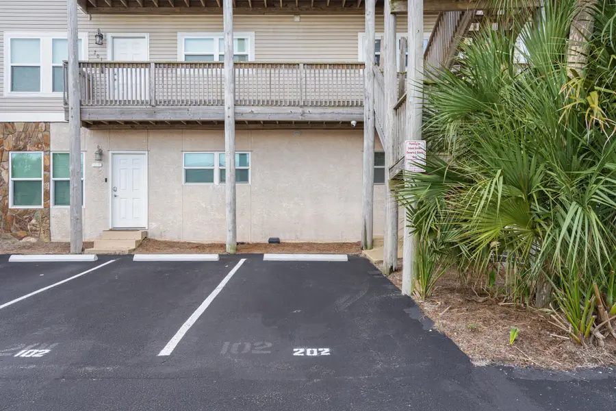 304 Barracuda Avenue #202, Fort Walton Beach, FL 32548 - Image #3