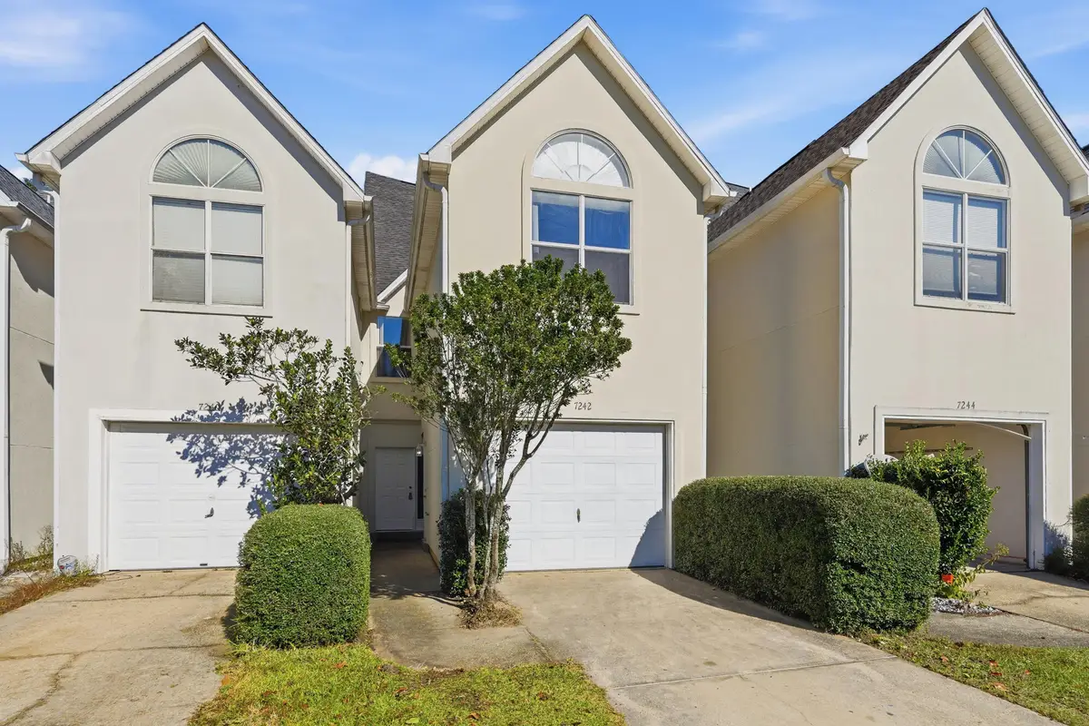 7242 Grimms Landing, Navarre, FL 32566 - Image #1
