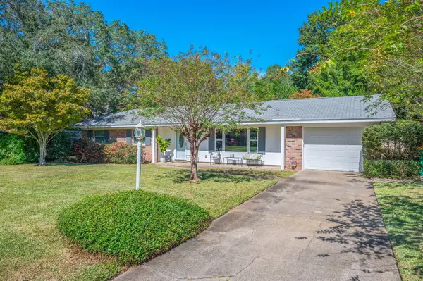 121 Priscilla Drive, Fort Walton Beach, FL 32547