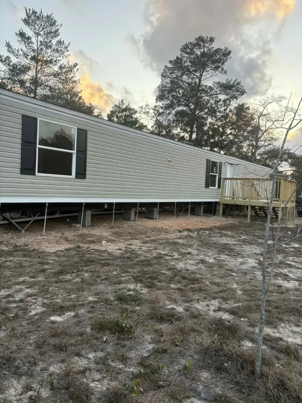 232 N Raphael Road, DeFuniak Springs, FL 32433