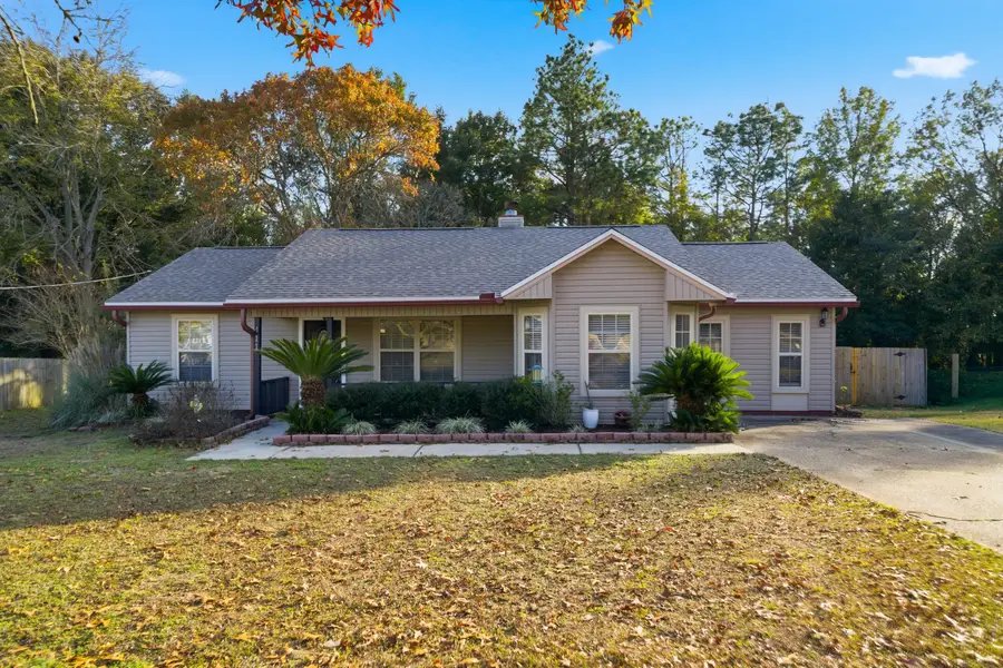 411 Ashley Drive, Crestview, FL 32536 - Image #3