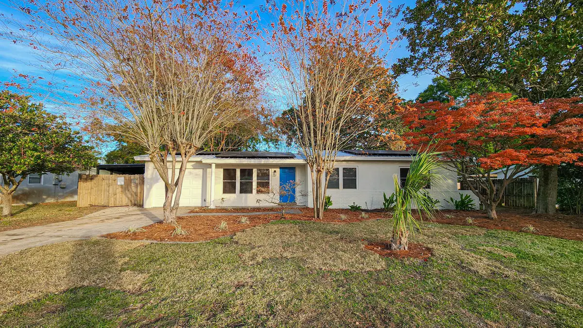 230 Lee Drive, Mary Esther, FL 32569 - Image #1