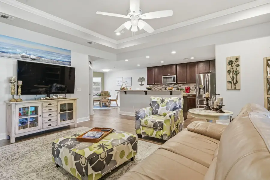 1825 Sundown Dr, Navarre, FL 32566 - Image #2