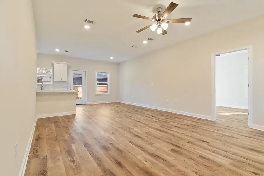 6192 Winstead Cove, Crestview, FL 32539 - Image #2