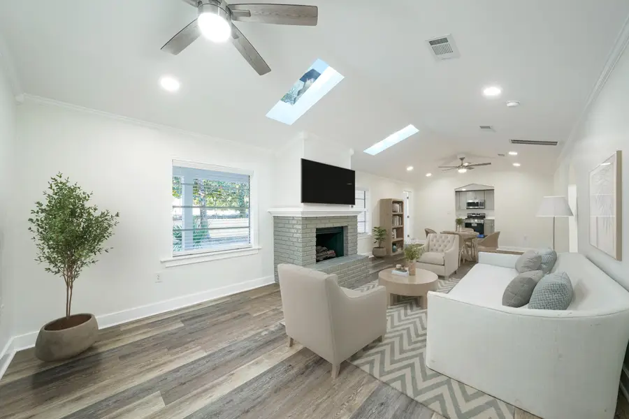 710 Powell Drive, Niceville, FL 32578 - #3