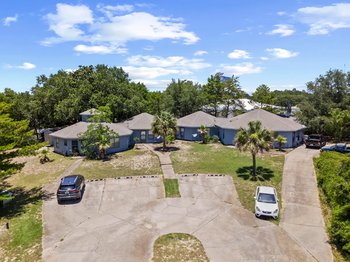 6904 Sea Turtle Circle, Navarre, FL 32566 - #1
