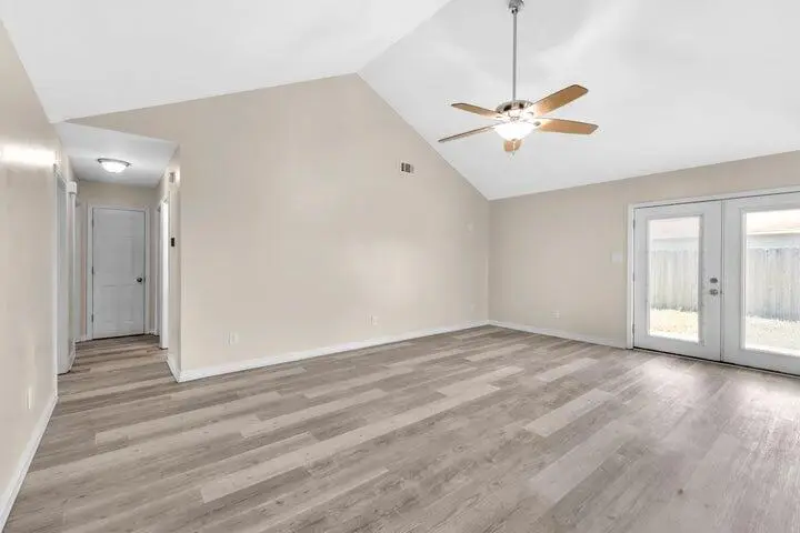 240 Terrance Lane, Mary Esther, FL 32569 - #2