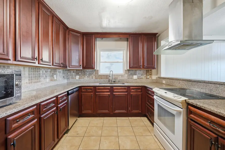 11 Poquito Road, Shalimar, FL 32579 - Image #3