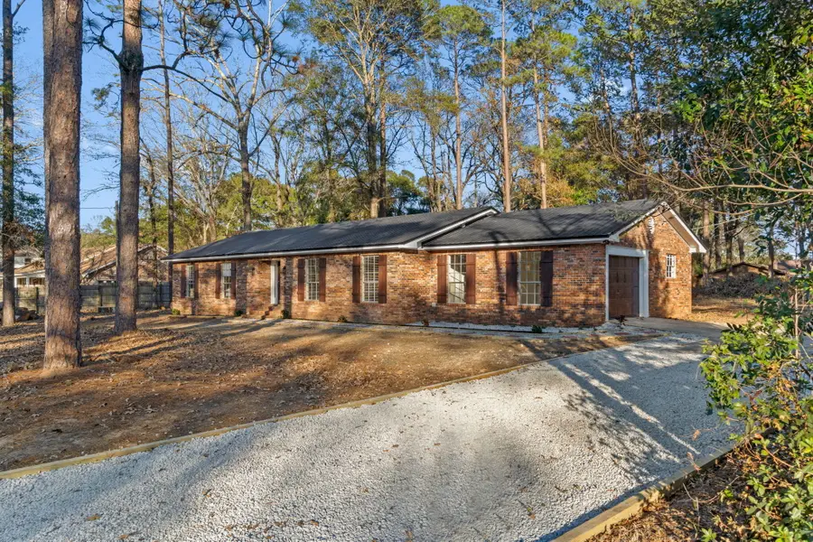 6059 Blueberry Lane, Crestview, FL 32536 - Image #2