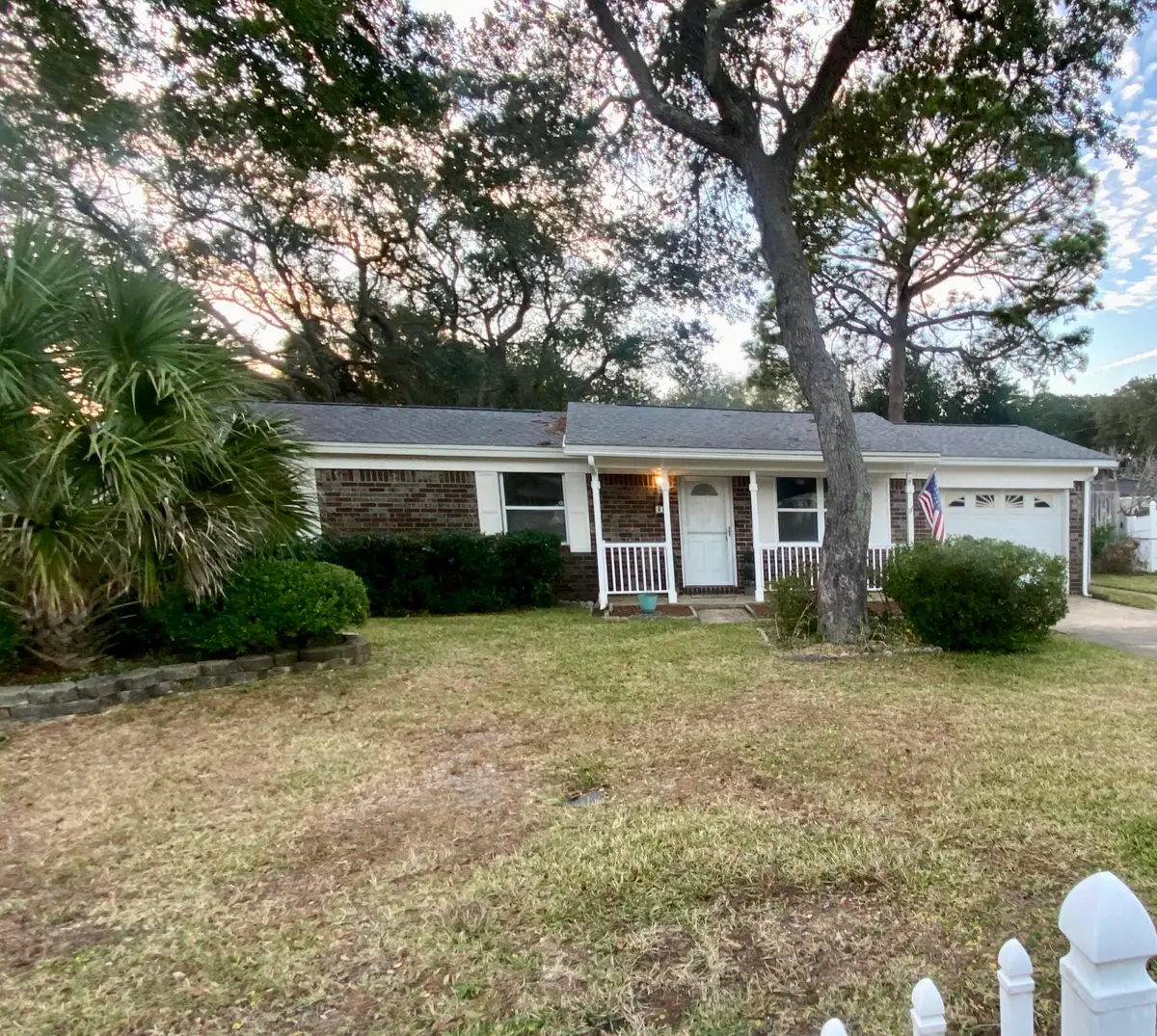 61 8th Street, Shalimar, FL 32579 - Image #1