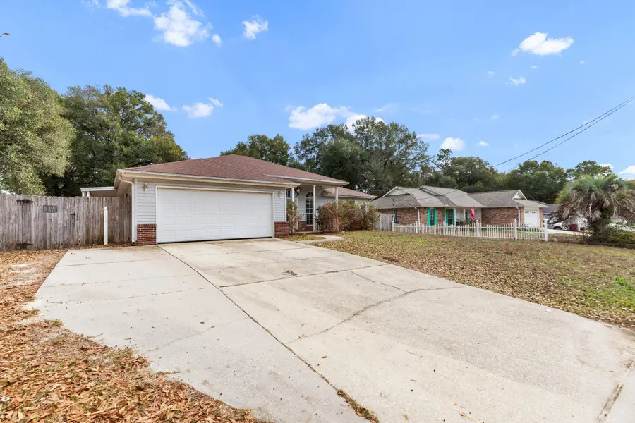 516 Hyde Park Drive, Crestview, FL 32539 - Image #3