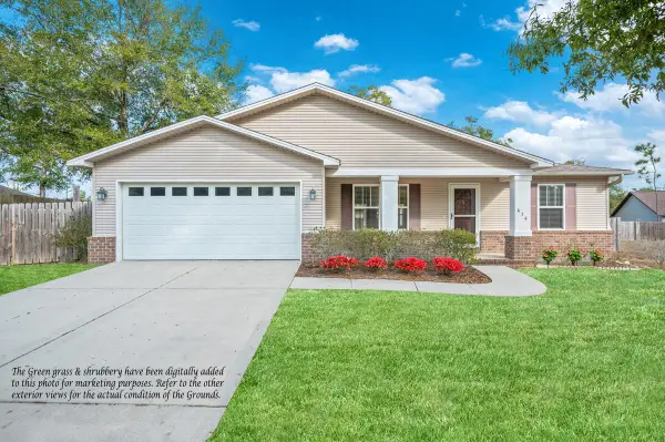 676 Hunters Ridge Road, DeFuniak Springs, FL 32433