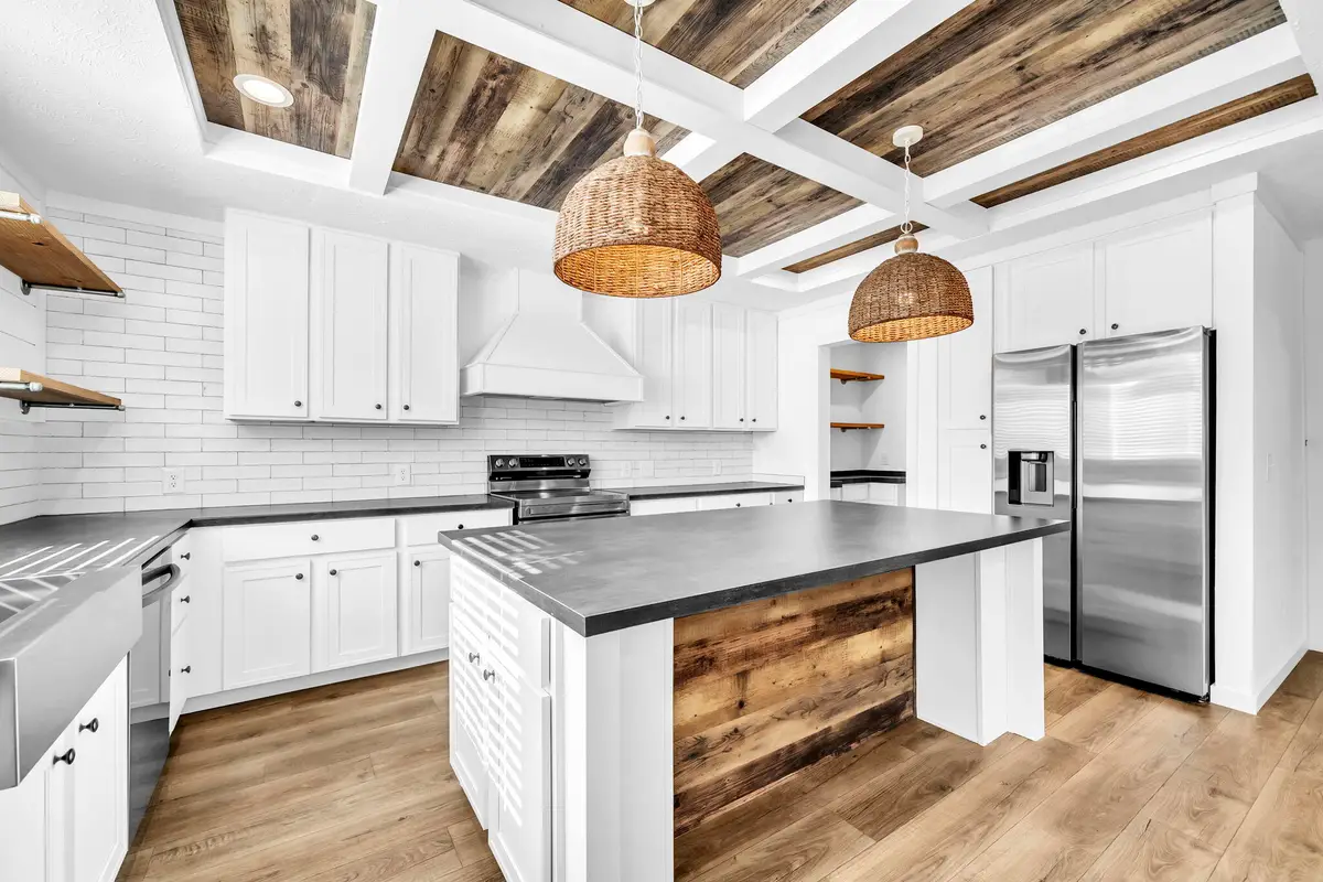 139 E Georgie Street, Santa Rosa Beach, FL 32459 - Image #1