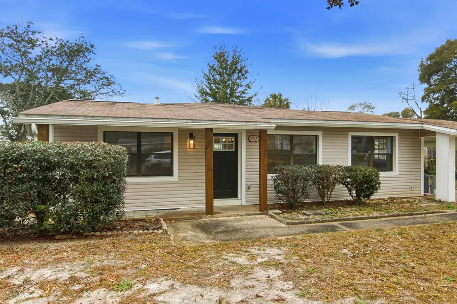 251 Gregory Drive, Mary Esther, FL 32569 - Image #2