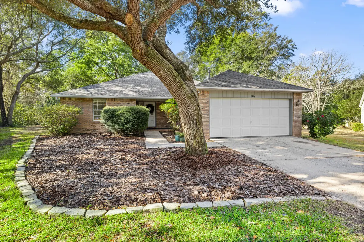 1704 Crestone Cove, Niceville, FL 32578 - Image #1