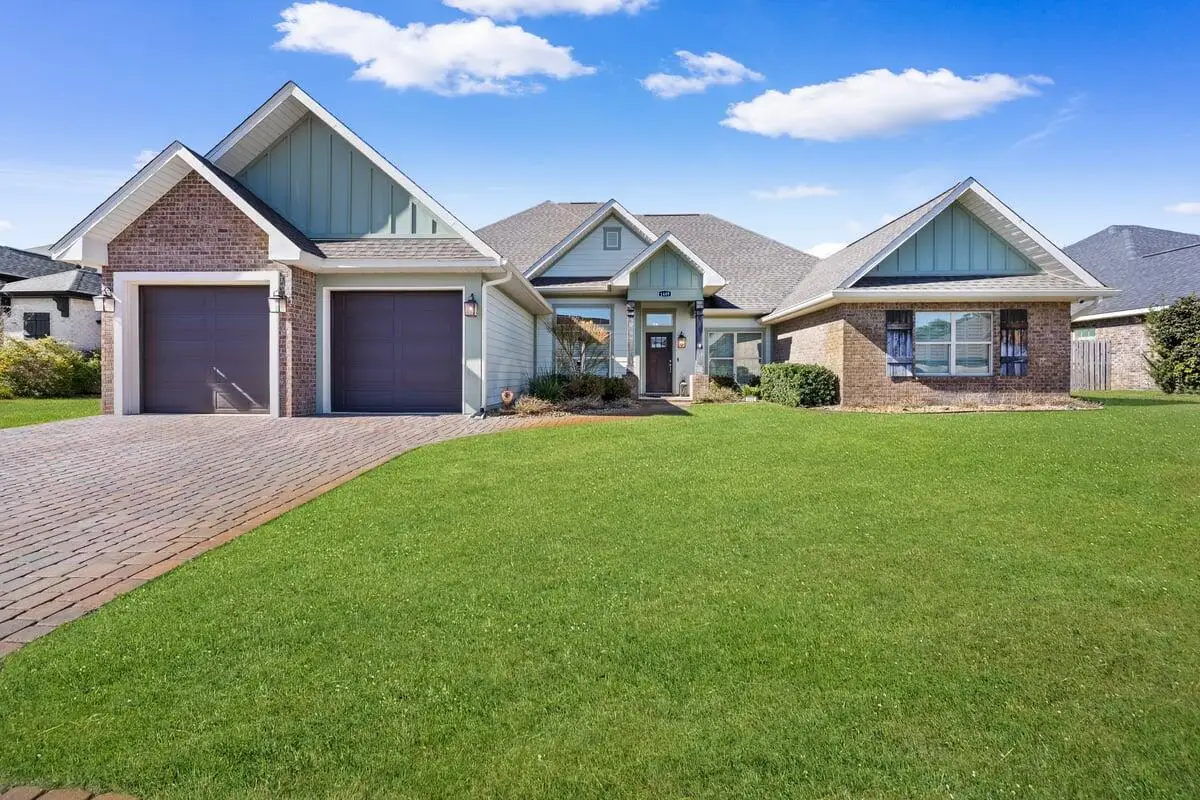 1469 E Shores Boulevard, Gulf Breeze, FL 32563 - Image #1