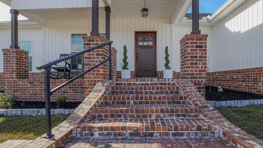 324 Adams Avenue, Andalusia, AL 36420 - Image #2