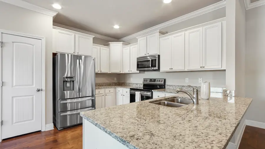 96 Mary Ellen Way, Freeport, FL 32439 - Image #3