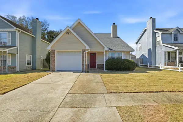 412 Woodland Park Circle, Mary Esther, FL 32569