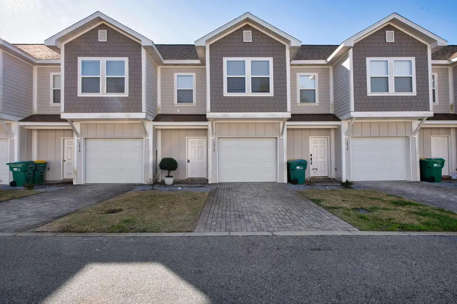 1816 Stable Lane #B9, Fort Walton Beach, FL 32547 - Image #2