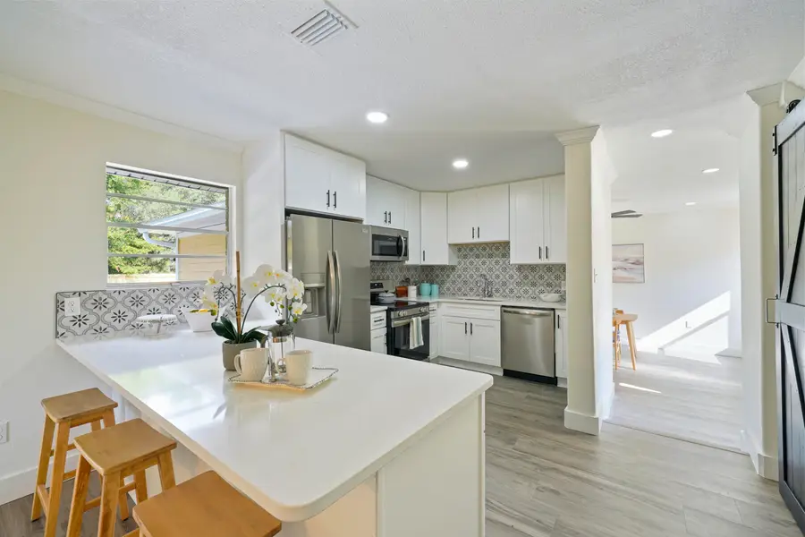 105 NW Moriarty Street, Fort Walton Beach, FL 32548 - Image #2