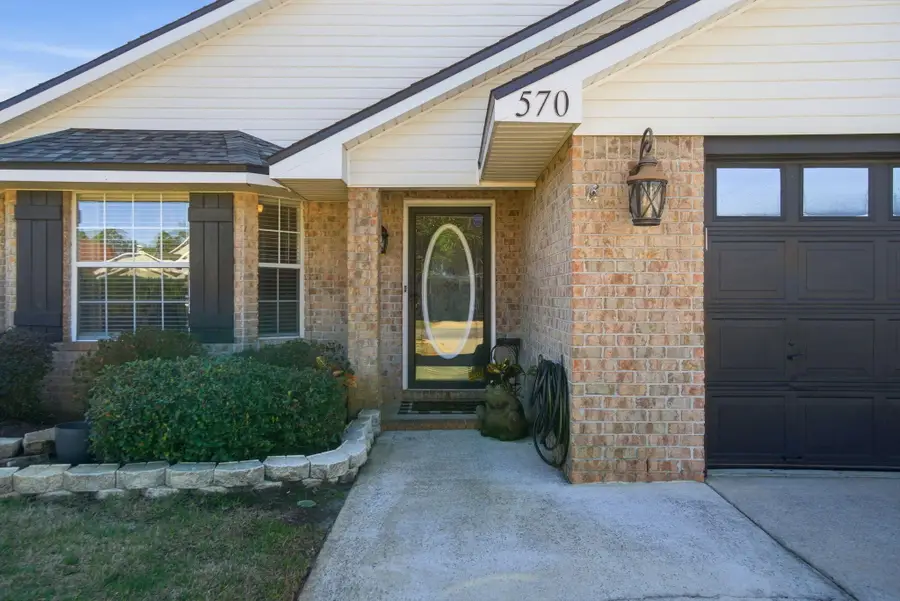 570 Rough Leaf Lane, Mary Esther, FL 32569 - Image #2