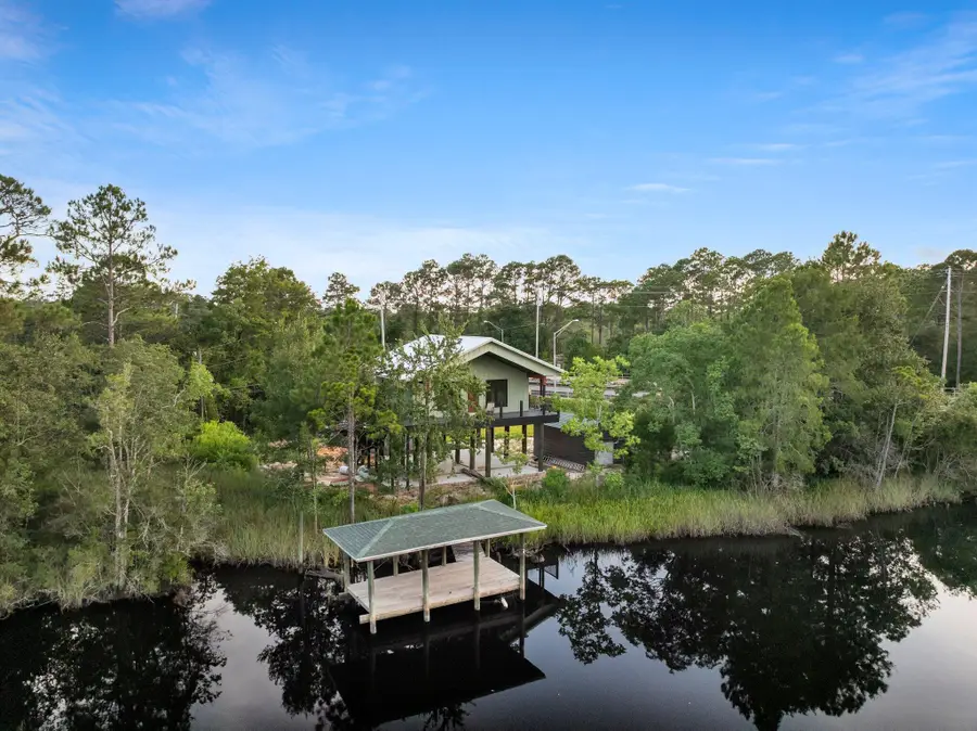 8536 Kingsley Place, Navarre, FL 32566 - Image #3