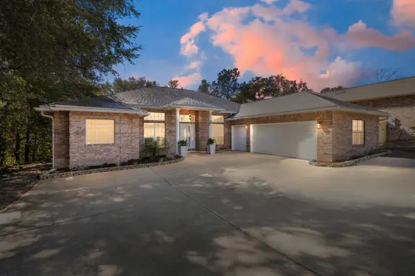 421 Marquette Street, Valparaiso, FL 32580