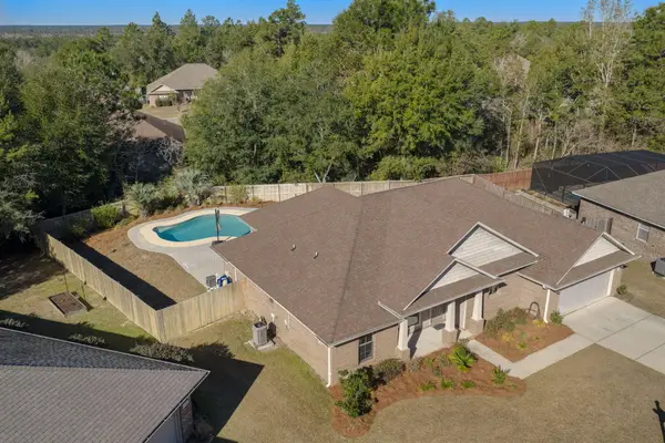 207 Pinque Coat Court, Crestview, FL 32536