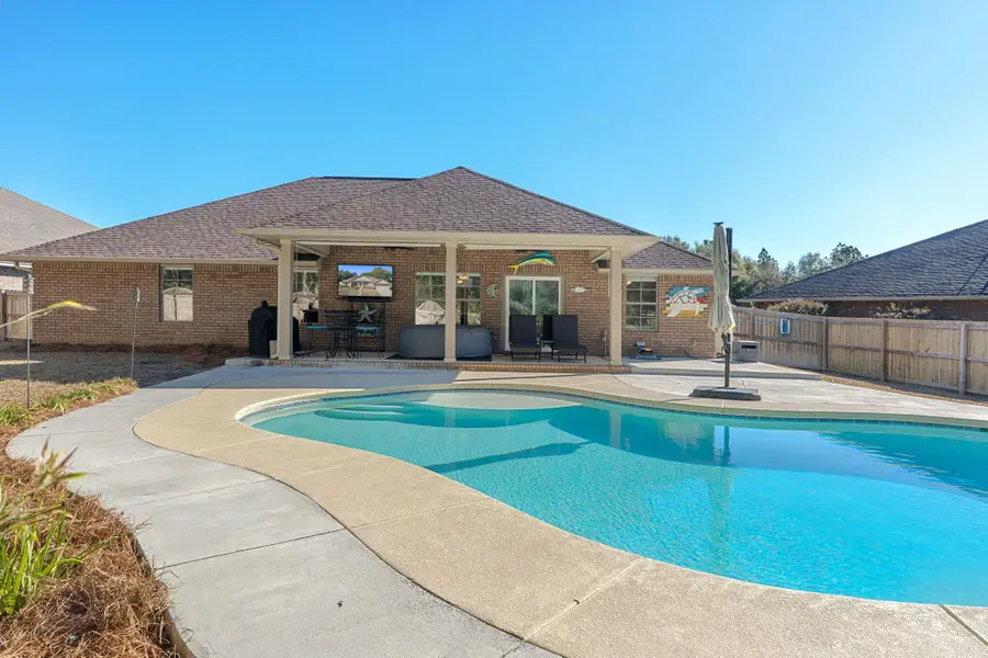 207 Pinque Coat Court, Crestview, FL 32536 - Image #3