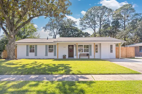 230 SW Santa Rosa Street, Fort Walton Beach, FL 32548