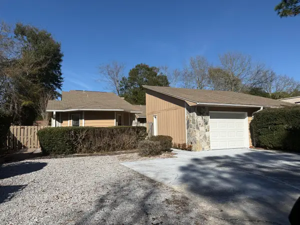 111 Post Oak Place, Shalimar, FL 32579